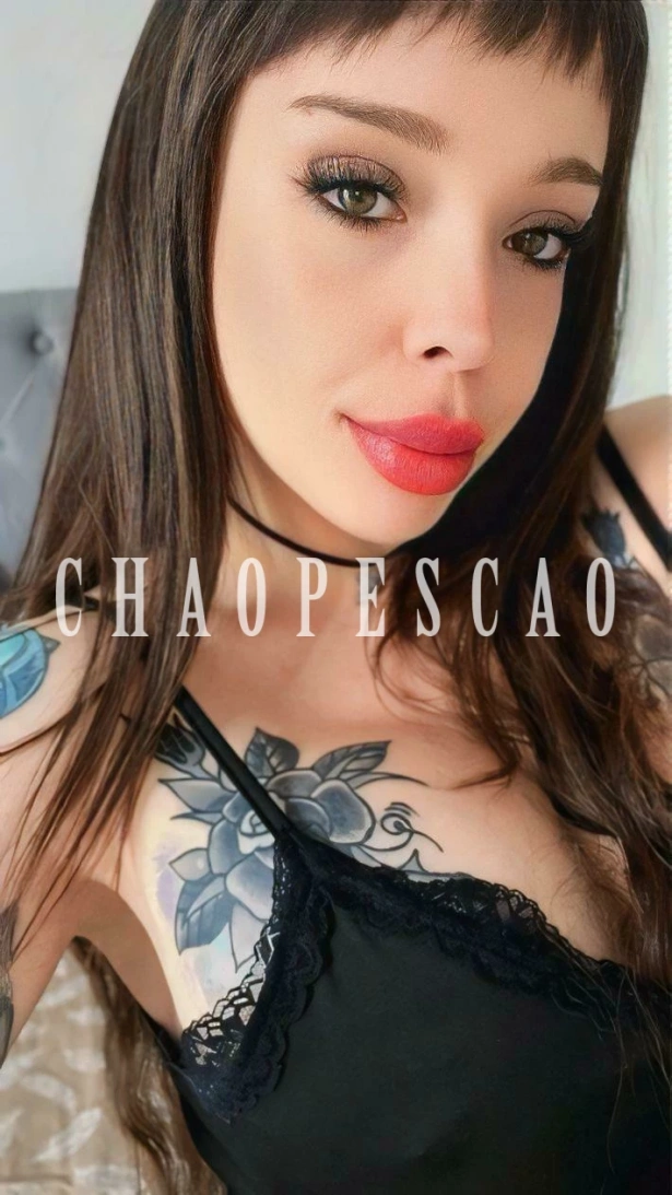 Acompanhantes, Besos en la boca, Oral con condón, Oral natural