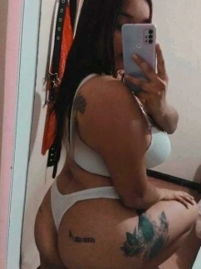 Descubre a Cathalina, la mujer de alto nivel que buscas