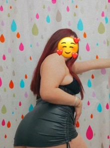 Galería profesional de Emily, belleza y elegancia de nivel internacional