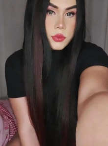 Ashlym es una dama de compañía verificada