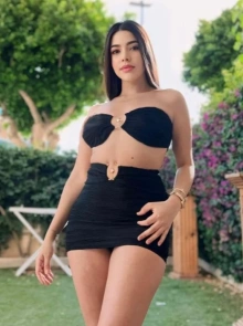 Mia, una experiencia única con escorts en Santa Cruz