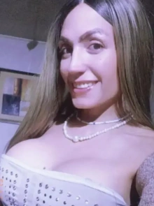 LINA LECHERA, elegancia y clase como escort en Santiago