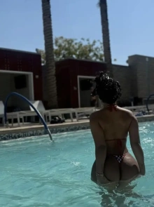 Muñeca, una experiencia auténtica con la mejor escort Gorda en Santiago