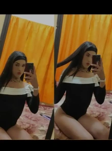 ¿Buscas una escort en Santiago? Karol es una gran elección