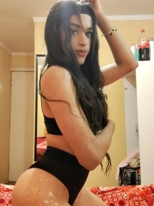 Karol es una de las putas más solicitadas hoy