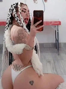 ¿Buscas una escort en Antofagasta? María Castillo es una gran elección