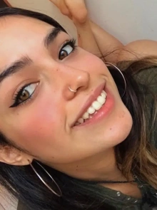 Perfil premium: Camila Astudill entre las mejores damas de compañía