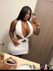 ¿Buscas discreción? CANELA es tu escort en Maipú de confianza
