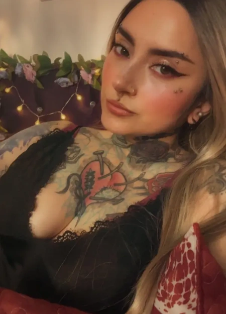 Renatta, detalles y fotos reales de esta acompañante profesional